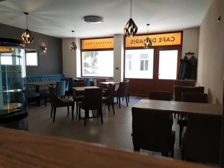 interiér Cafe Demaris