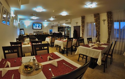 Restaurace
