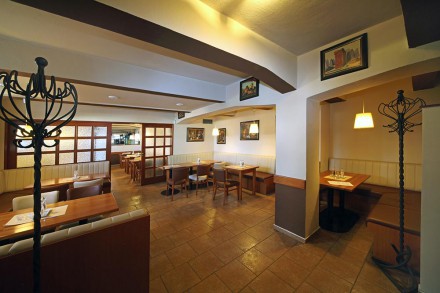 Interiér pizzerie Harlekýn